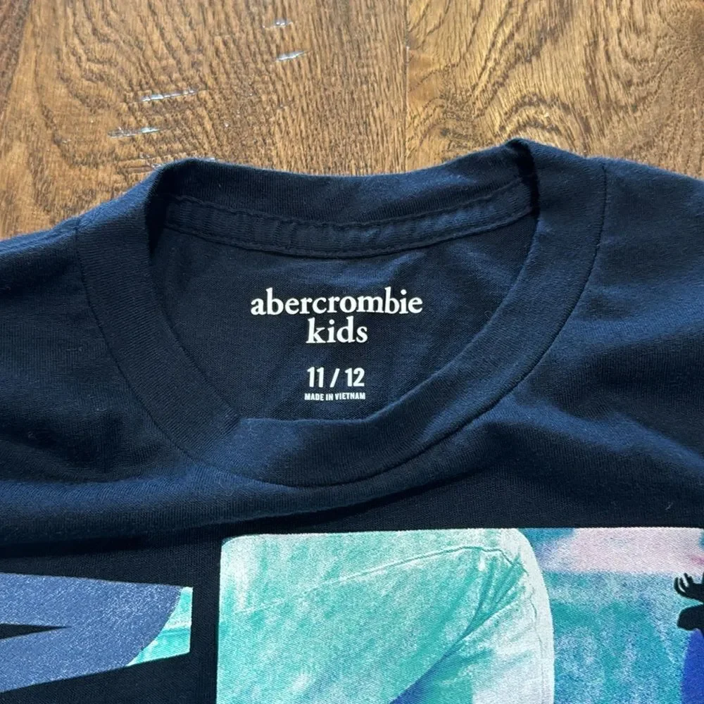 Abercrombie kids skater t shirt. Sz 11/12